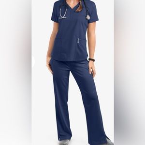 SCRUBS HEALING HANDS *LIKE NEW*